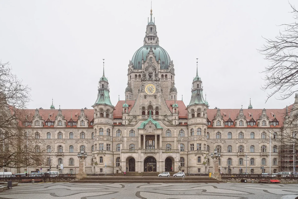 Hannover Yeni Belediye Sarayı