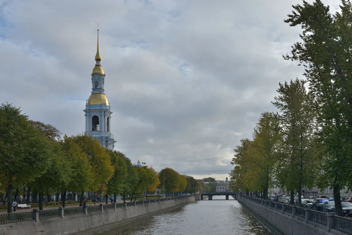 Romanın geçtiği Sankt Peterburg’dan bir kanal görünümü